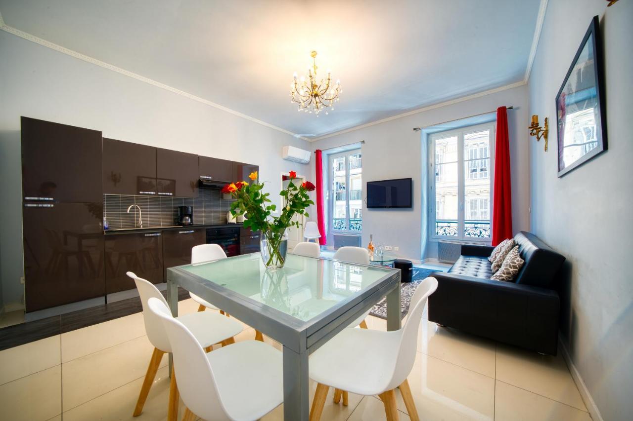 Lusso 5 Beds Central Apartment Ница Екстериор снимка