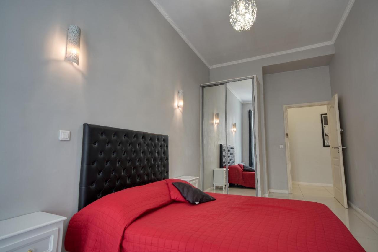 Lusso 5 Beds Central Apartment Ница Екстериор снимка