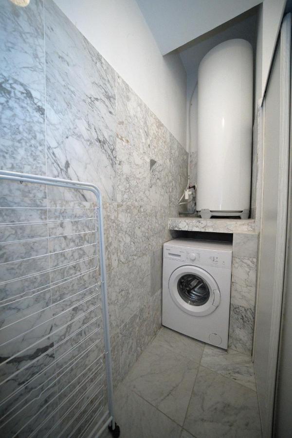 Lusso 5 Beds Central Apartment Ница Екстериор снимка