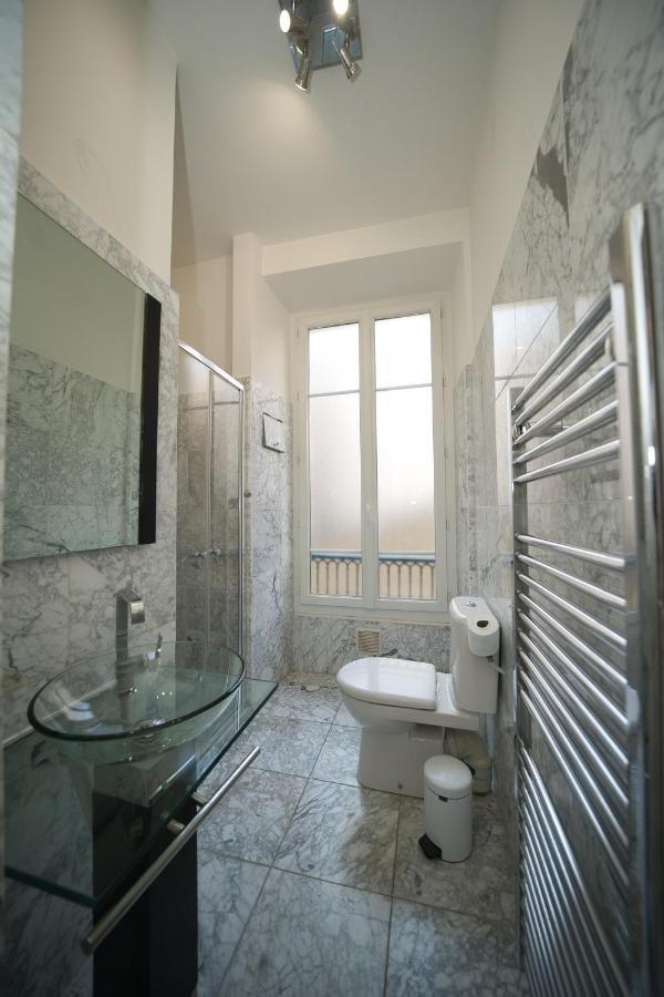Lusso 5 Beds Central Apartment Ница Екстериор снимка