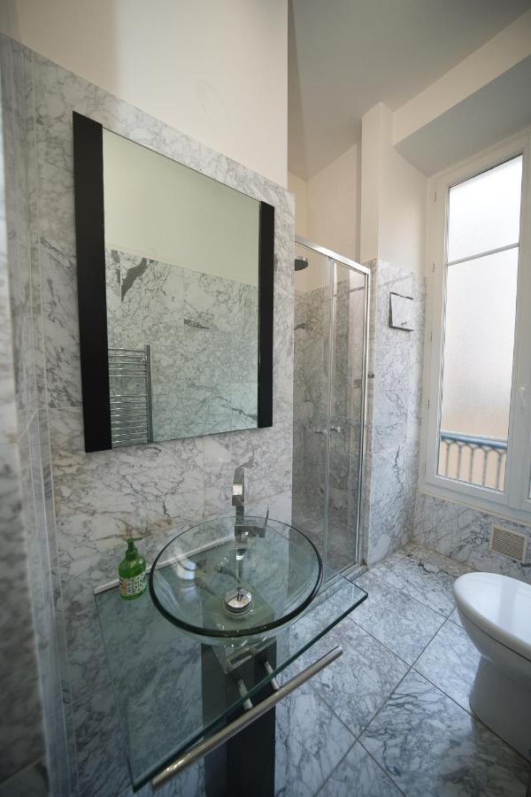 Lusso 5 Beds Central Apartment Ница Екстериор снимка