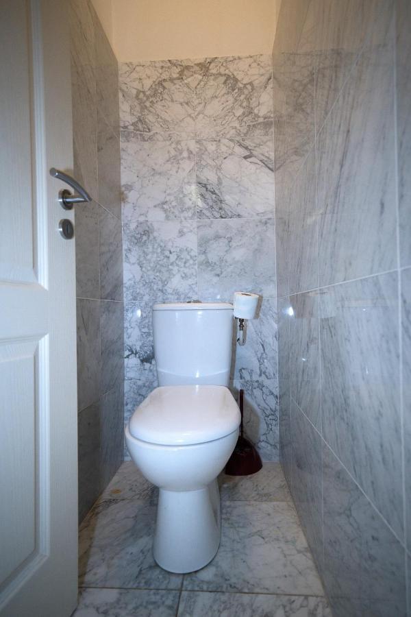 Lusso 5 Beds Central Apartment Ница Екстериор снимка