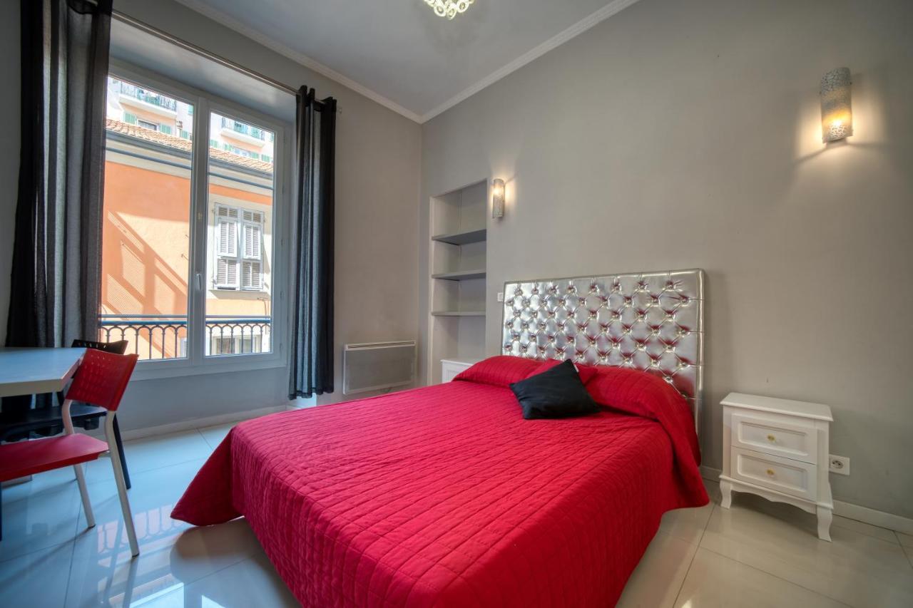Lusso 5 Beds Central Apartment Ница Екстериор снимка